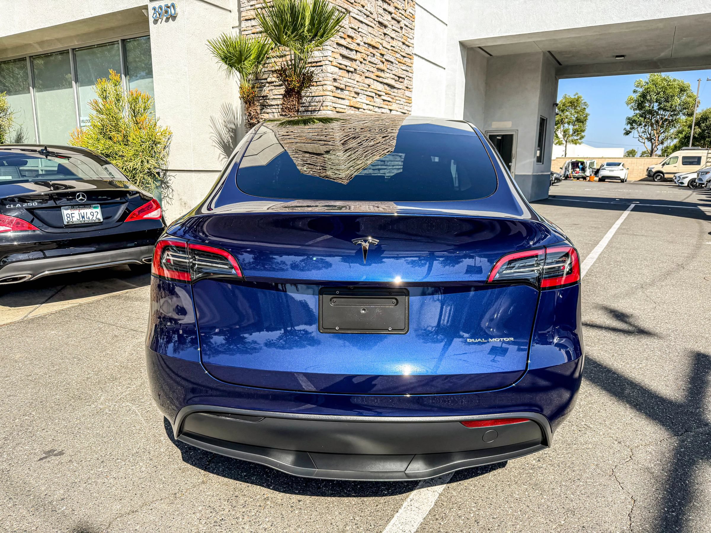 Used 2023 Tesla Model Y Long Range AWD/4WD image 11