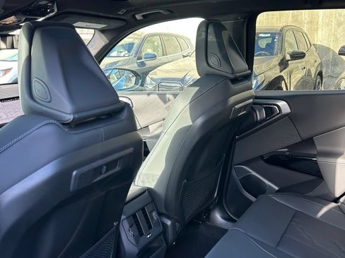 New 2026 BMW X3 xDrive30i w/ Convenience Package AWD/4WD image 32