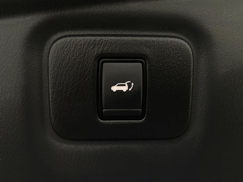 Certified 2020 Nissan Pathfinder SL AWD/4WD image 7