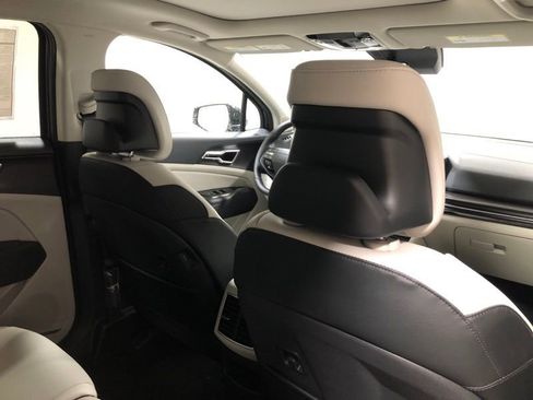 New 2026 Kia Sportage EX w/ EX Panorama Roof Package image 12