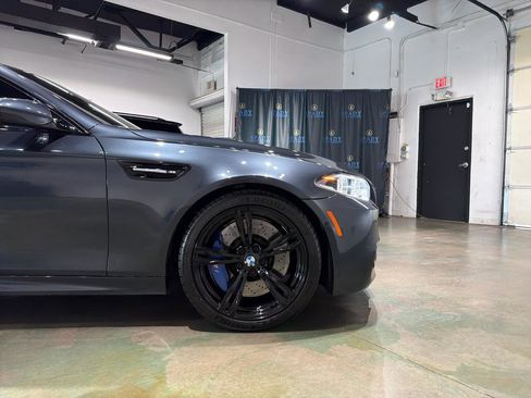 Used 2016 BMW M5 image 11
