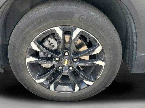 Used 2023 Chevrolet TrailBlazer LT FWD image 4