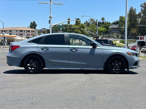 Used 2024 Honda Civic Sport image 6
