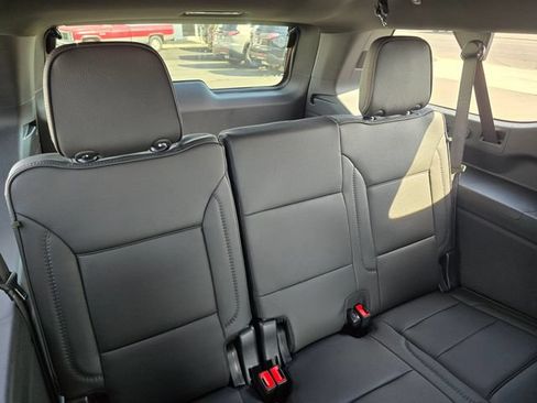 New 2026 GMC Yukon XL Denali w/ Sun & Power Step Package AWD/4WD image 13