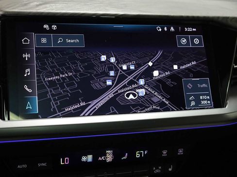 Used 2023 Audi Q4 e-tron Premium Plus image 31