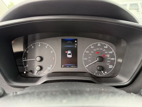 Used 2025 Toyota Corolla LE FWD image 15