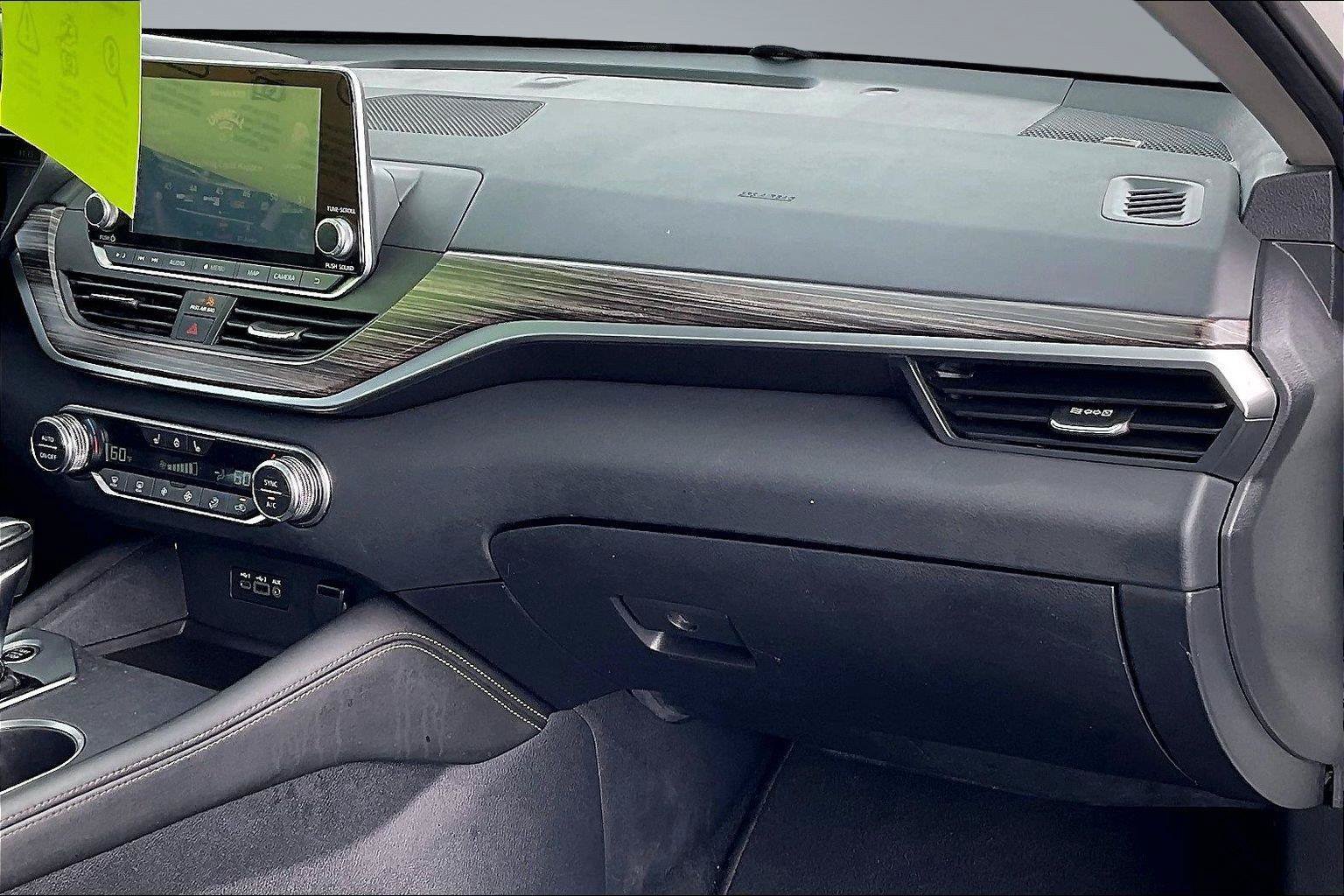 Used 2019 Nissan Altima 2.5 SL FWD image 18