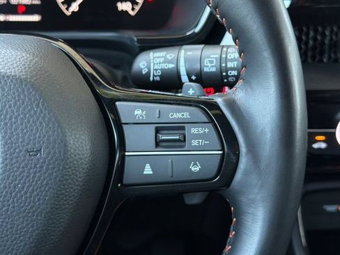 Used 2025 Honda CR-V Sport Touring image 31