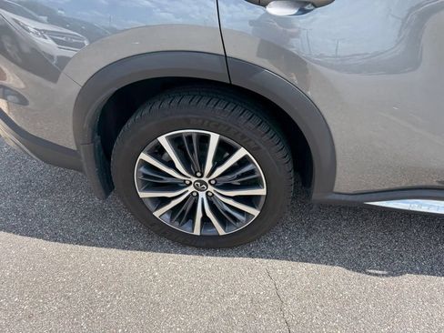 Used 2023 INFINITI QX60 Sensory w/ Vision Package FWD image 5