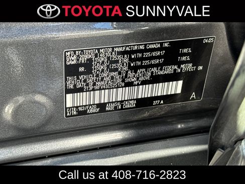 Certified 2025 Toyota RAV4 XLE AWD/4WD image 32