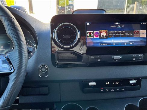 New 2026 Mercedes-Benz Sprinter 2500 image 6