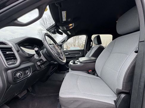 Used 2024 RAM 2500 Big Horn w/ Safety Group image 13