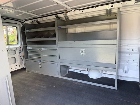 Used 2008 Ford E-250 and Econoline 250 RWD image 18