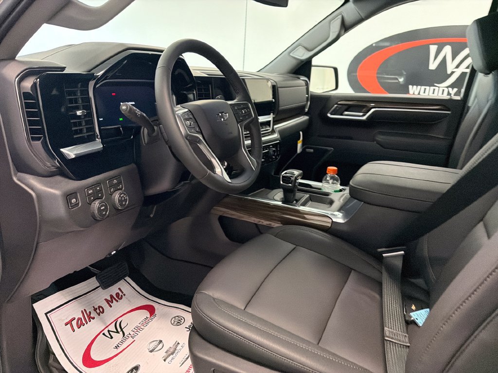 New 2026 Chevrolet Silverado 1500 RST AWD/4WD image 11