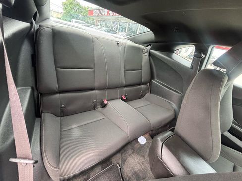 Used 2015 Chevrolet Camaro LT RWD image 11