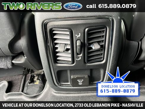 Used 2018 Jeep Grand Cherokee Laredo AWD/4WD image 37