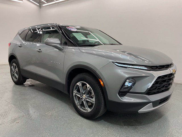Used 2025 Chevrolet Blazer LT FWD image 8
