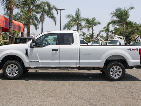 Used 2020 Ford F250 XLT w/ XLT Value Package image 5