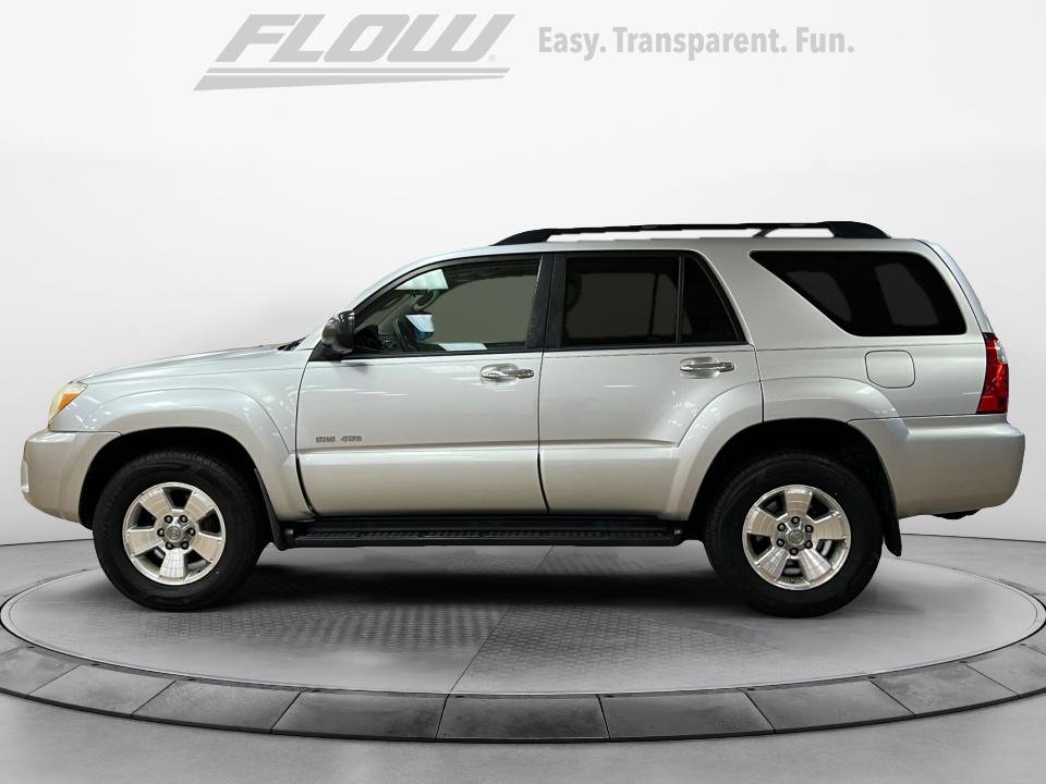 Used 2007 Toyota 4Runner SR5 AWD/4WD image 5