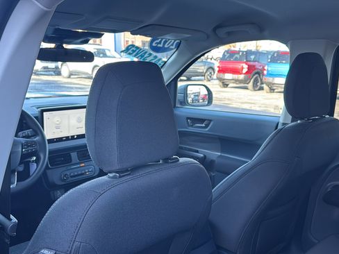 New 2025 Ford Maverick XL w/ Equipment Group 101A image 22