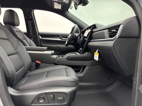 New 2027 GMC Terrain Elevation w/ Elevation Premium Package FWD image 33