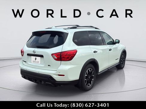 Used 2020 Nissan Pathfinder SL FWD image 17