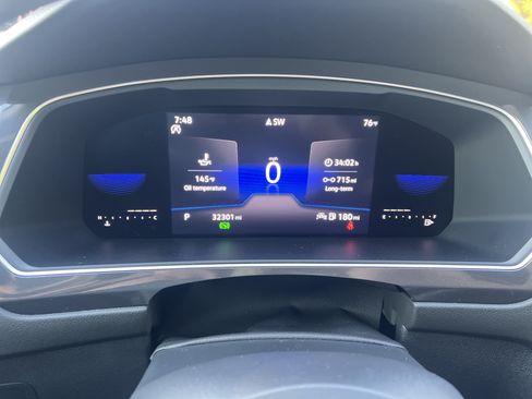 Certified 2022 Volkswagen Tiguan SE FWD image 18