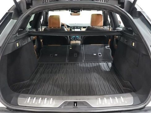 Used 2018 Land Rover Range Rover Velar R-Dynamic HSE image 34