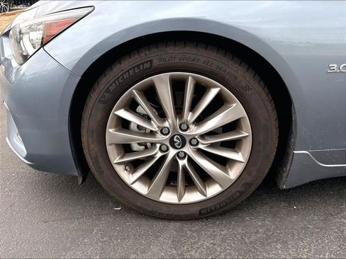Used 2018 INFINITI Q50 Luxe w/ Sensory Package (Luxe) RWD image 32