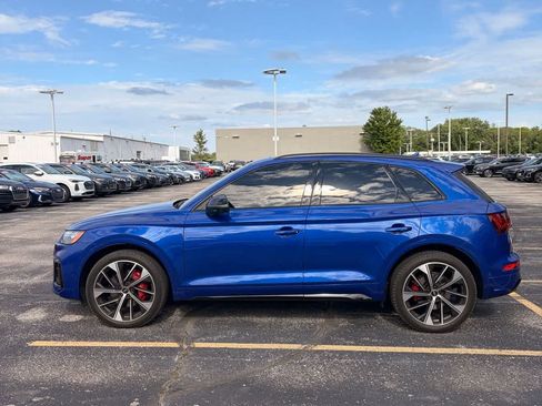 Used 2023 Audi SQ5 Prestige w/ Prestige Package AWD/4WD image 2