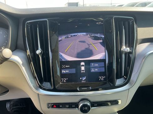 Used 2020 Volvo S60 T5 Momentum image 17