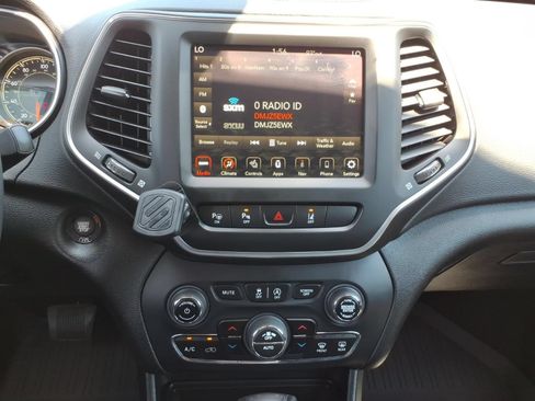 Used 2023 Jeep Cherokee Altitude Lux AWD/4WD image 21