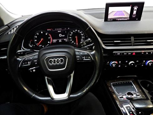 Used 2017 Audi Q7 3.0T Premium AWD/4WD image 19