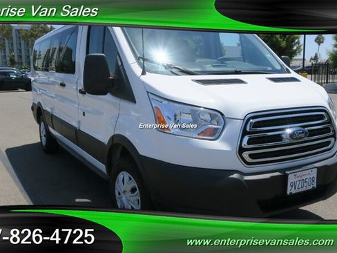Used 2019 Ford Transit 350 XLT RWD image 4