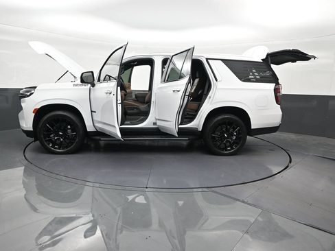 Used 2023 Chevrolet Tahoe High Country AWD/4WD image 34