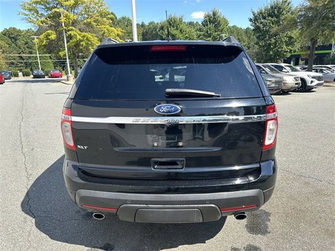 Used 2012 Ford Explorer XLT image 4