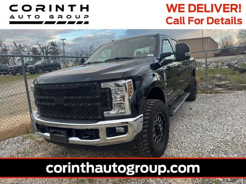 Used 2019 Ford F250 XLT w/ XLT Value Package image 2