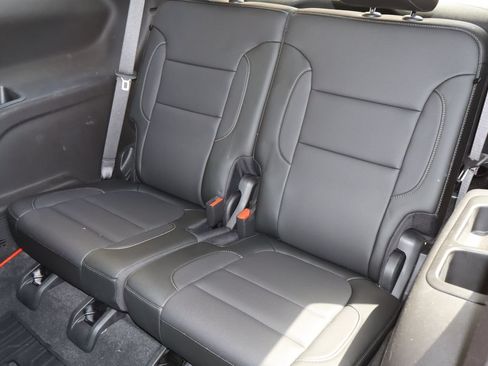 Used 2020 GMC Acadia SLT FWD image 6