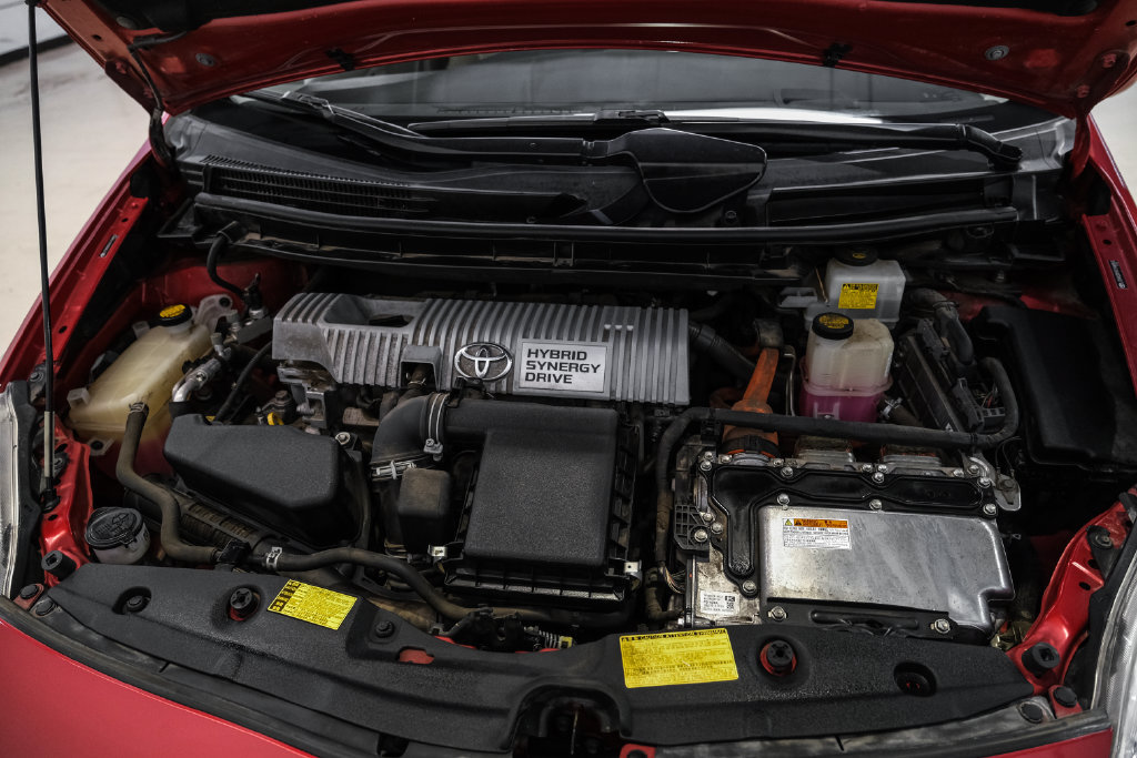 Used 2012 Toyota Prius Four w/ Deluxe Solar Roof Pkg FWD image 44