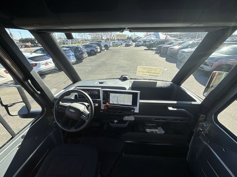 New 2025 Chevrolet Brightdrop 400 w/ Battery Pack, Max Range image 48