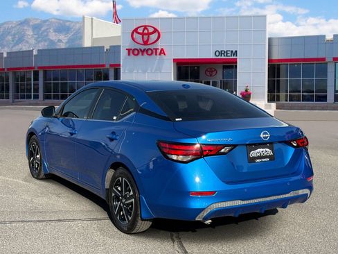 Used 2025 Nissan Sentra SV w/ All-Weather Package FWD image 5