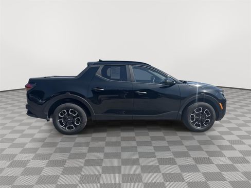 Used 2023 Hyundai Santa Cruz SEL w/ Activity Package image 6