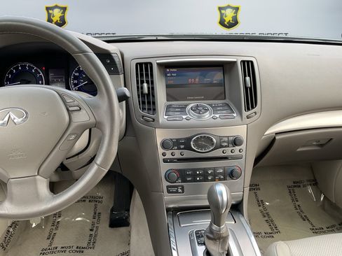 Used 2013 INFINITI G37 Journey RWD image 13