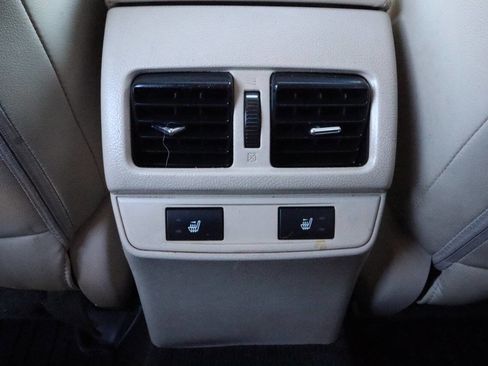 Used 2015 Subaru Outback 2.5i Limited image 9