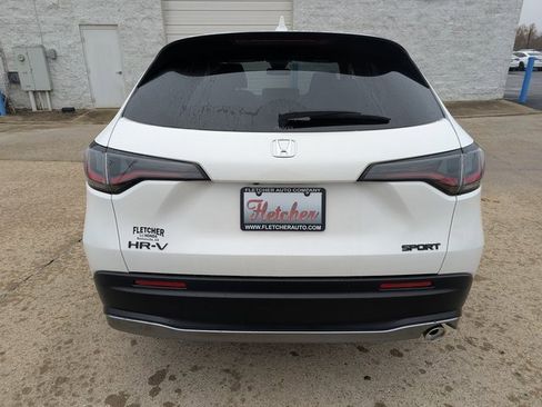New 2026 Honda HR-V Sport image 8
