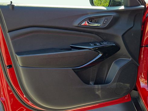 New 2026 Chevrolet Trax RS w/ Driver Confidence Package image 10