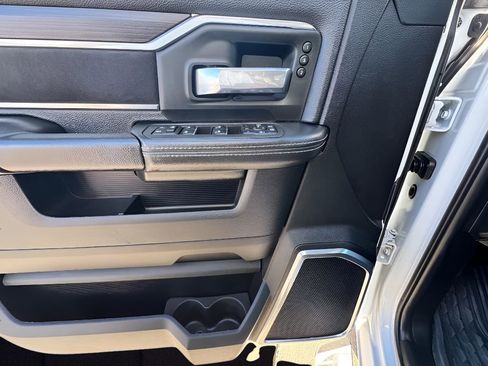 Used 2025 RAM 3500 Laramie image 25