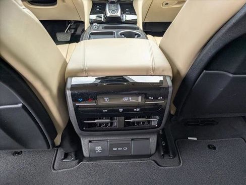 Certified 2025 Acura MDX FWD w/ Technology Package image 19