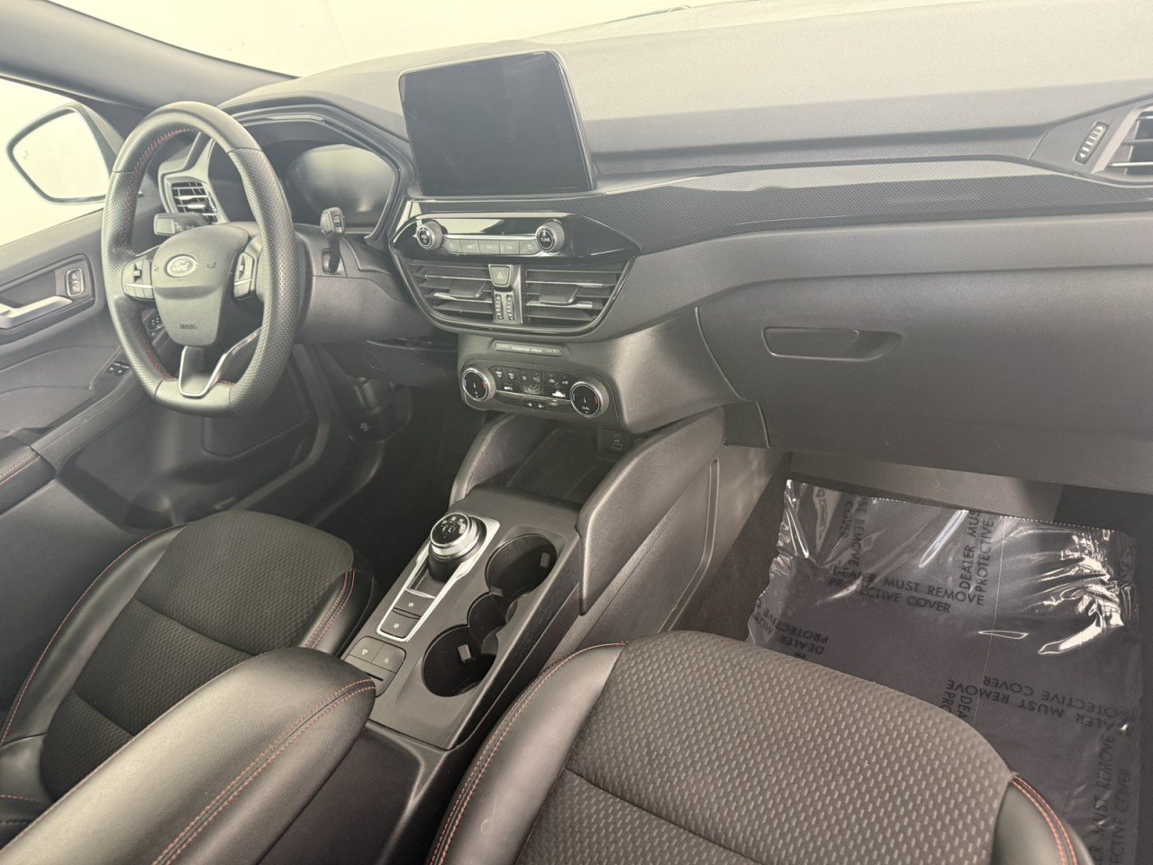 Used 2023 Ford Escape ST-Line FWD image 11
