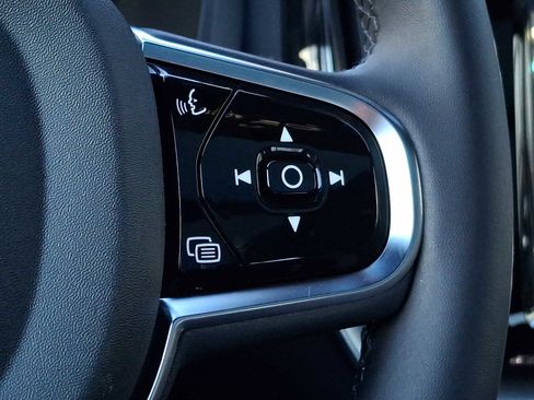 Used 2024 Volvo XC60 T8 Polestar image 16